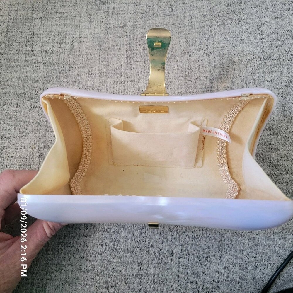 Lisette Mother Of Pearl Hard Lucite Shell Clutch Purse - Picture 5 of 6